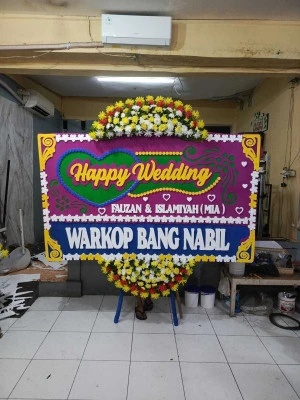 Papan Bunga di Langgengsari Lelea